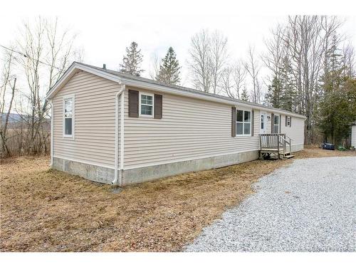 87 River Rd, Norton, NB 