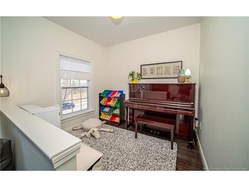 20 Hillside Lane, Fredericton, NB 