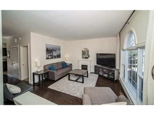 20 Hillside Lane, Fredericton, NB 