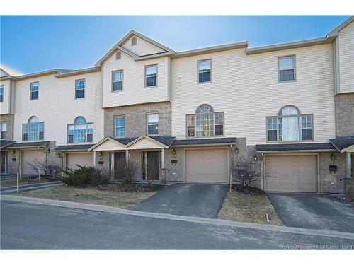 20 Hillside Lane, Fredericton, NB 