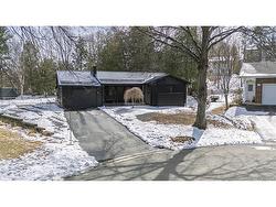 34 Simcoe CRT  Fredericton, NB E3B 2W9