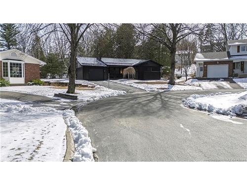 34 Simcoe Crt, Fredericton, NB 