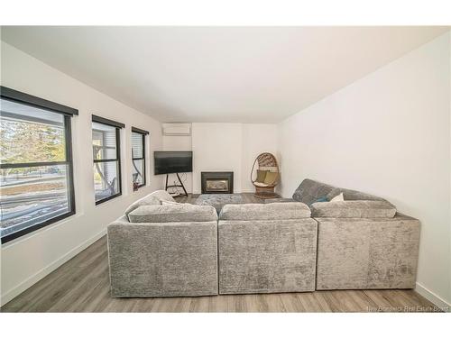 34 Simcoe Crt, Fredericton, NB 