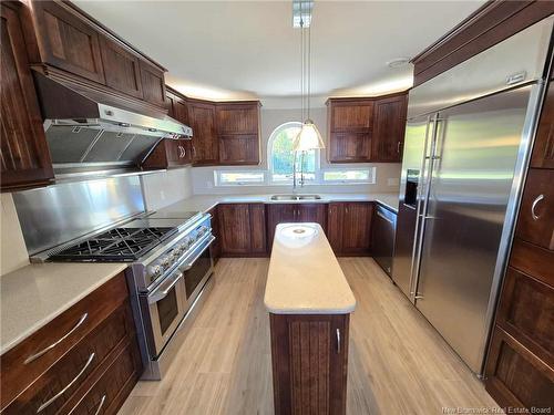 2156 Queen Elizabeth Dr, Bathurst, NB 