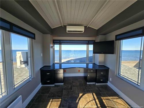 2156 Queen Elizabeth Dr, Bathurst, NB 