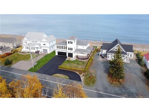 2156 Queen Elizabeth Dr, Bathurst, NB 