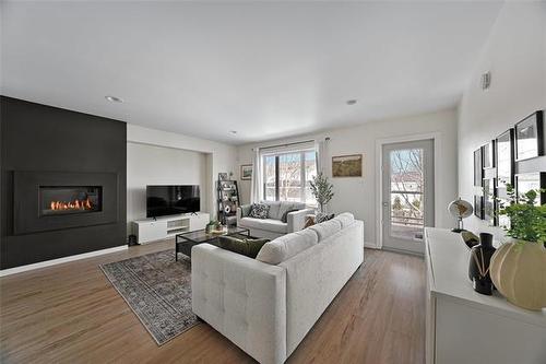 853 Headmaster Row, Winnipeg, MB 