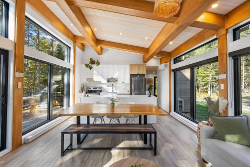 Living Room - 50 Rue Des Cougars, Saint-Côme, QC - Indoor