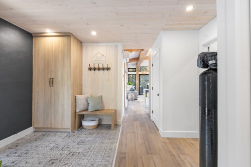 Mud Room - 50 Rue Des Cougars, Saint-Côme, QC - Indoor Photo Showing Other Room