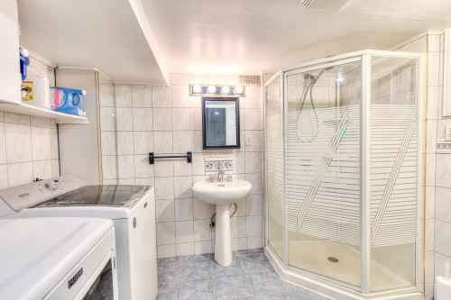 Salle de bains - 364 Rue Frontenac, Dollard-Des-Ormeaux, QC - Indoor
