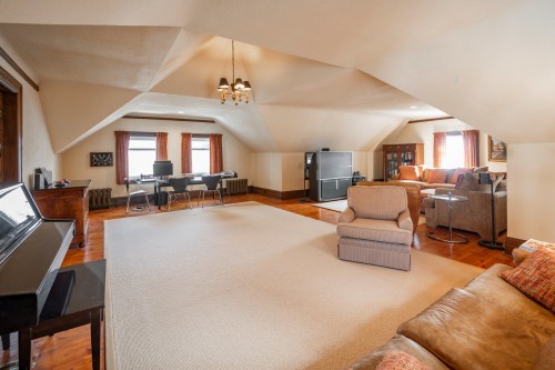 Salle familiale - 529 Av. Clarke, Westmount, QC - Indoor