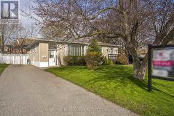 121 TULLOCH DRIVE Ajax, ON L1S 2S7
