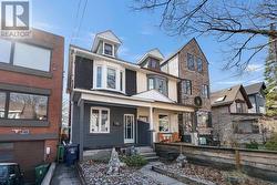 8 WOODLEE ROAD Toronto, ON M4E 2R1