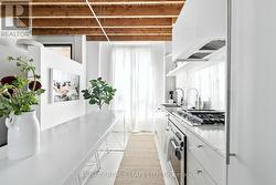 137 MUNRO STREET Toronto, ON M4M 2B8