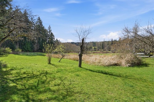 5430 Matson Rd, Ladysmith, BC 