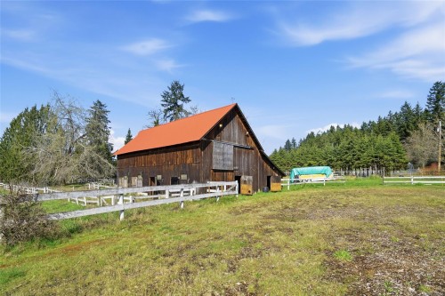 5430 Matson Rd, Ladysmith, BC 
