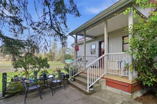 5430 Matson Rd, Ladysmith, BC 