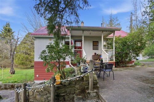 5430 Matson Rd, Ladysmith, BC 
