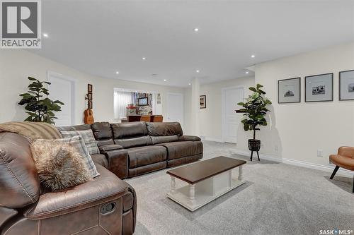 28 Emerald Creek Drive, White City, SK - Indoor Photo Showing Living Room