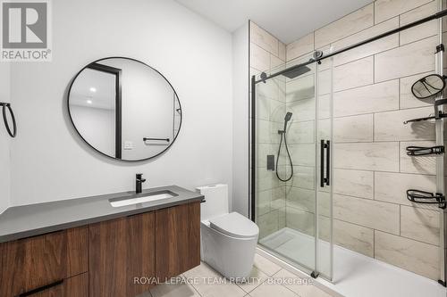 679 Broadview Avenue, Ottawa, ON - Indoor Photo Showing Bathroom