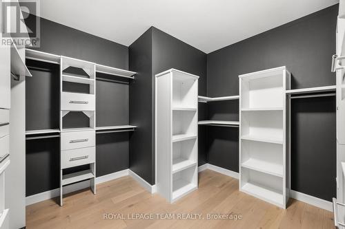 679 Broadview Avenue, Ottawa, ON - Indoor