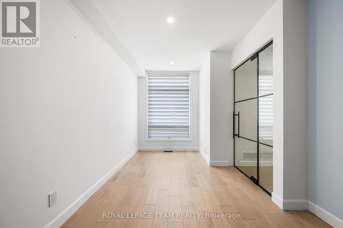 679 Broadview Avenue, Ottawa, ON - Indoor Photo Showing Other Room