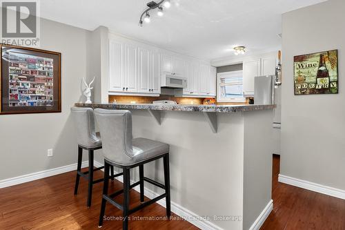 318 Mariners Way, Collingwood, ON - Indoor Photo Showing Kitchen