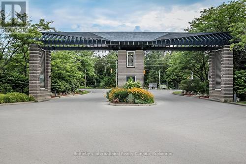Community Entrance - 318 Mariners Way, Collingwood, ON - Outdoor