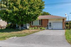 74 RODGERS DRIVE Stirling-Rawdon (Stirling Ward), ON K0K 3E0