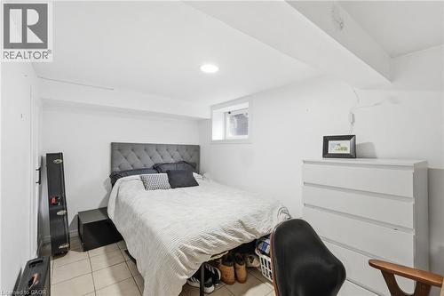 1 Rutherford Avenue, Hamilton, ON - Indoor Photo Showing Bedroom