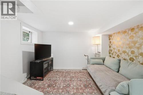 1 Rutherford Avenue, Hamilton, ON - Indoor