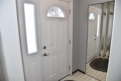 E-45 Eric St, Winnipeg, MB 