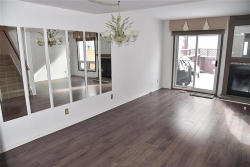 E-45 Eric St, Winnipeg, MB 