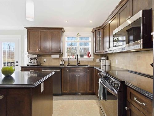 301 Preakness Crescent, Fall River, NS 