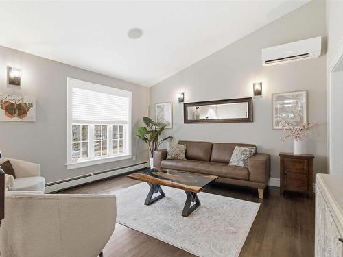 301 Preakness Crescent, Fall River, NS 