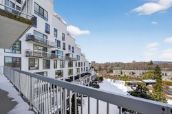 Balcony - 