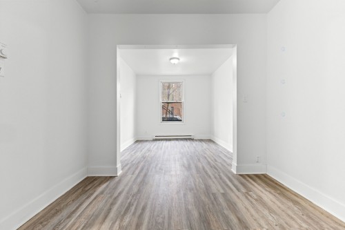 Chambre à coucher - 146 4E Avenue, Montréal (Verdun/Île-Des-Soeurs), QC - Indoor Photo Showing Other Room