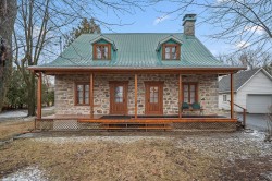 945 Av. des Lacasse Laval (Auteuil), QC H7K 3W3