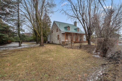 945 Av. Des Lacasse - Photo 2