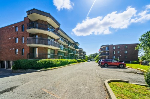 102-7241 Av. De L'Alsace - Photo 3