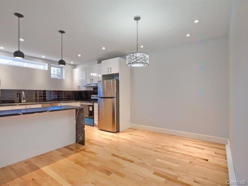 Salle à manger - 3515 Boul. Décarie, Montréal (Côte-Des-Neiges/Notre-Dame-De-Grâce), QC - Indoor Photo Showing Kitchen