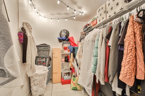 Penderie (Walk-in) - 172 Rue Glendale, Rosemère, QC - Indoor With Storage