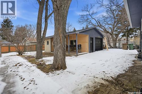 68 Young Crescent, Regina, SK - Outdoor