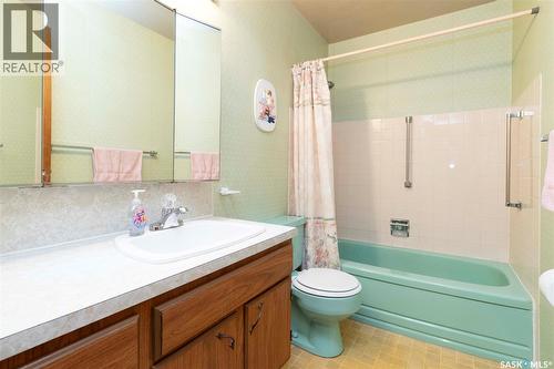 24 Anderson Crescent, Saskatoon, SK - Indoor Photo Showing Bathroom