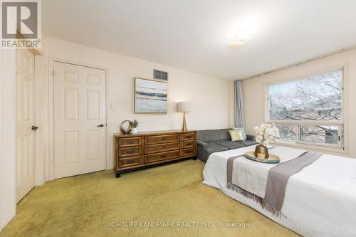 2593 Gazebo Court, Mississauga, ON - Indoor Photo Showing Bedroom