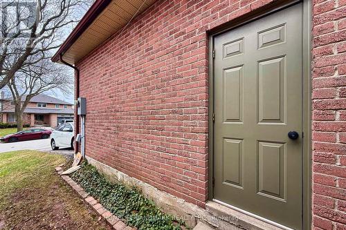 2593 Gazebo Court, Mississauga, ON - Outdoor With Exterior
