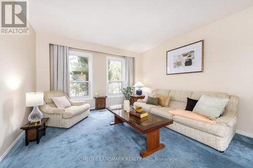 2593 Gazebo Court, Mississauga, ON - Indoor Photo Showing Living Room