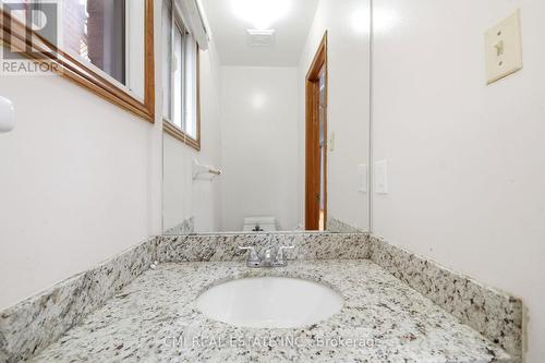3 Forest Point Drive, Toronto, ON - Indoor Photo Showing Bathroom