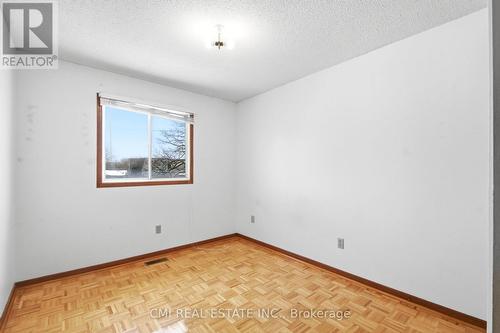 3 Forest Point Drive, Toronto, ON - Indoor Photo Showing Other Room