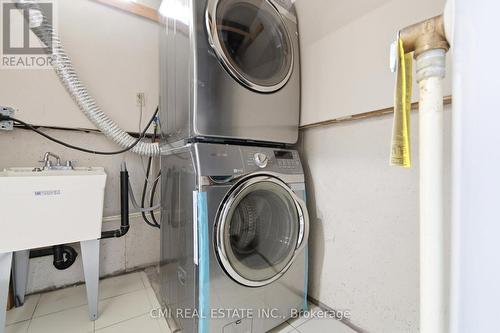 3 Forest Point Drive, Toronto, ON - Indoor Photo Showing Laundry Room